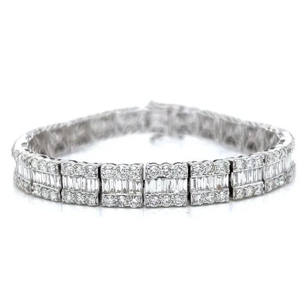 18k White Gold Round and Baguette Diamond Bracelet, 12.80cts TW Image 2 Arezzo Jewelers Elmwood Park, IL