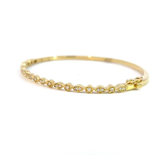 Elegant 18K Yellow Gold Stackable Diamond Bangle Bracelet - Italian Crafted Image 2 Arezzo Jewelers Elmwood Park, IL