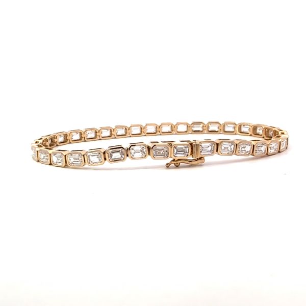 14 Karat Yellow Gold Bezel Set Emerald Cut Lab Grown Diamond Tennis Bracelet Image 4 Arezzo Jewelers Elmwood Park, IL