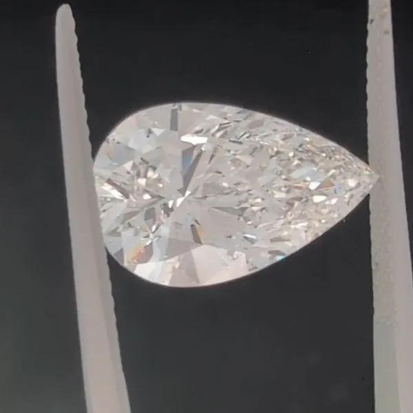 5.54ct Lab Grown Pear Shape Diamond Image 3 Arezzo Jewelers Elmwood, IL