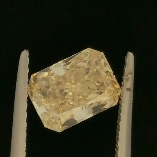 1.43ct Lab Grown Fancy Yellow Radiant Cut Diamond Image 2 Arezzo Jewelers Elmwood Park, IL