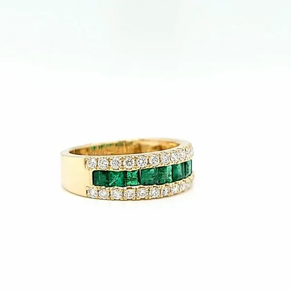 14k Yellow Gold Diamond and Emerald Three-Row Band Image 3 Arezzo Jewelers Elmwood Park, IL