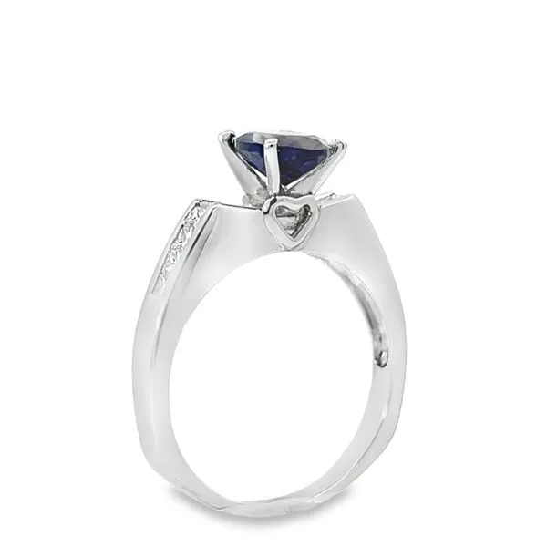 18k White Gold Oval Tanzanite Ringand Diamond Ring Image 2 Arezzo Jewelers Elmwood Park, IL