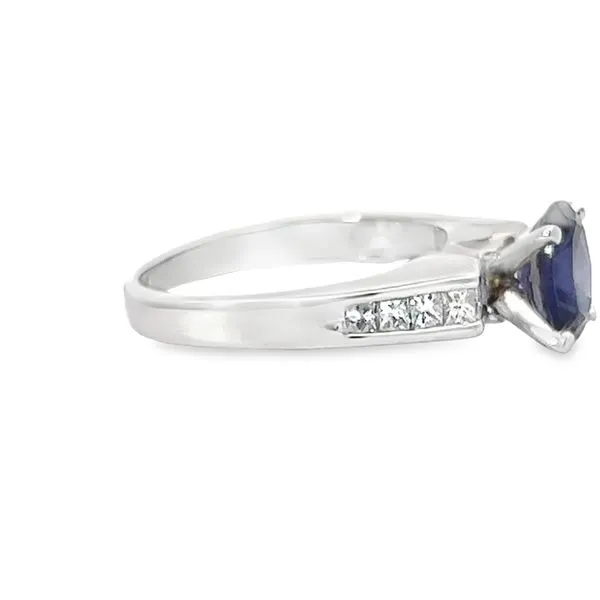 18k White Gold Oval Tanzanite Ringand Diamond Ring Image 3 Arezzo Jewelers Elmwood Park, IL