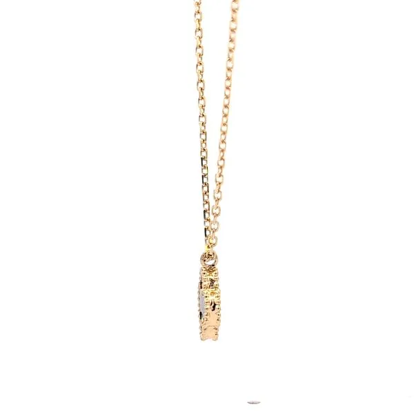 Petite Black Onyx Alhambra Necklace – 18K Yellow Gold Image 4 Arezzo Jewelers Elmwood Park, IL
