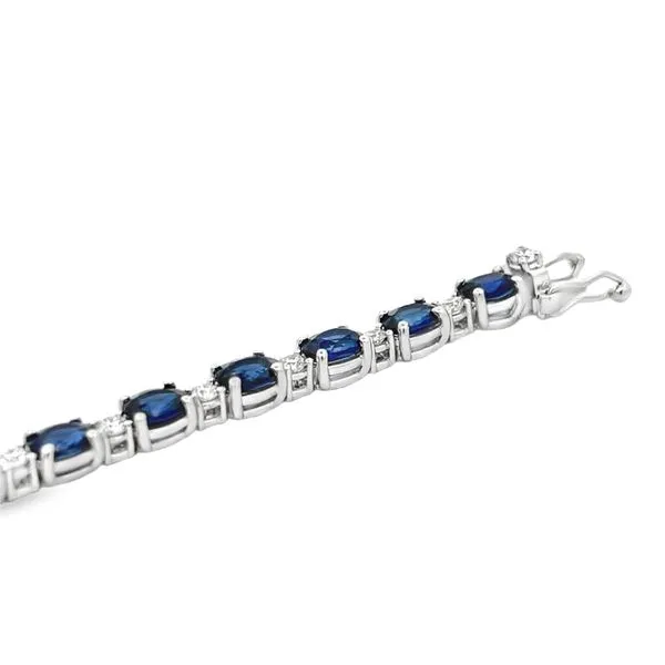 18k White Gold Sapphire & Diamond Tennis Bracelet Image 3 Arezzo Jewelers Elmwood Park, IL