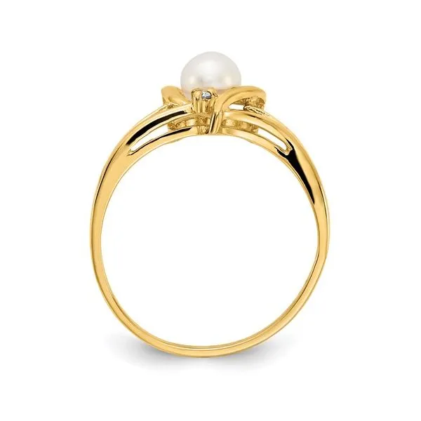 14k 4.5mm Fresh Water Pearl and Diamond ring Image 2 Arezzo Jewelers Elmwood Park, IL