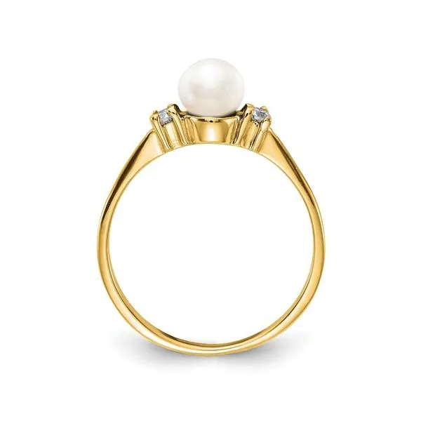 Freshwater Pearl and Diamond Ring Image 2 Arezzo Jewelers Elmwood Park, IL