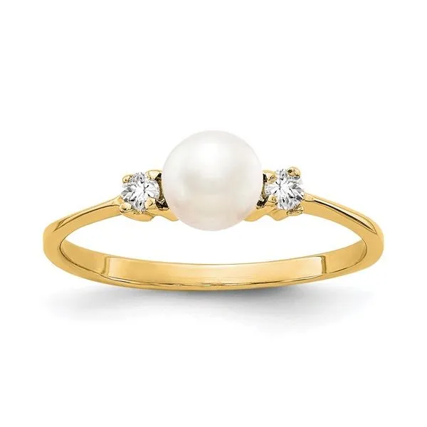 Freshwater Pearl and Diamond Ring Arezzo Jewelers Elmwood Park, IL