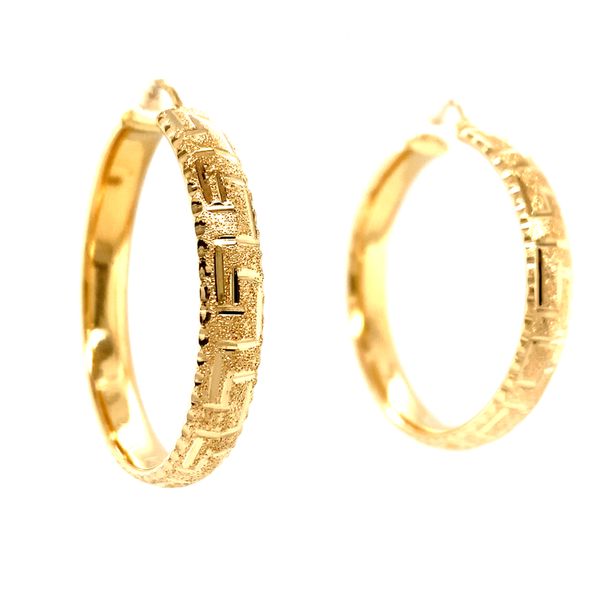 14k Yellow Gold Carved Hoop Earrings Image 2 Arezzo Jewelers Elmwood Park, IL