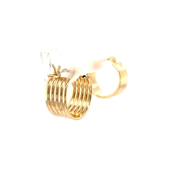 14k Yellow Gold Small Hoop Earrings Image 2 Arezzo Jewelers Elmwood Park, IL