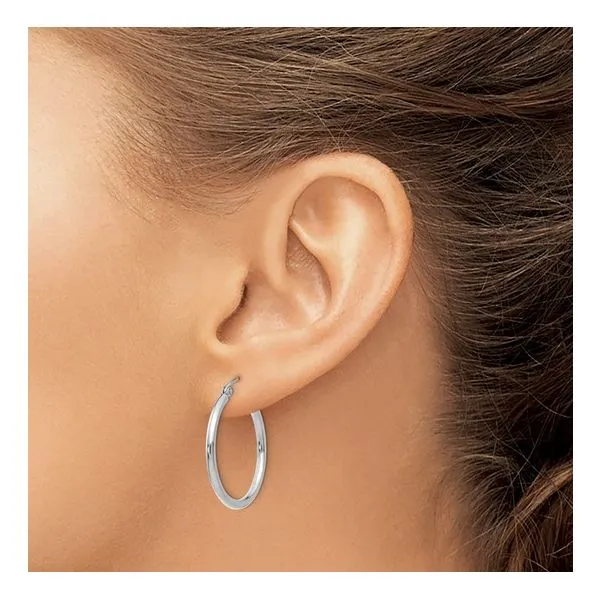 14K White Gold 25mm Hoop Earrings Image 3 Arezzo Jewelers Elmwood Park, IL