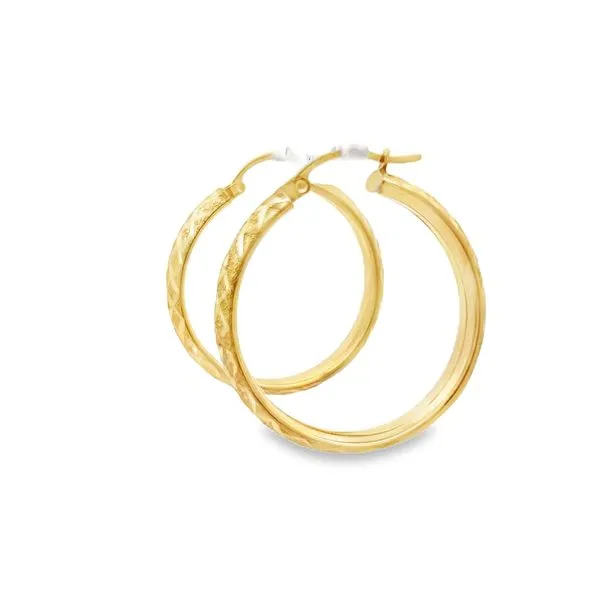 14k Yellow Gold Diamond Cut Hoop Gold Earrings Image 2 Arezzo Jewelers Elmwood Park, IL