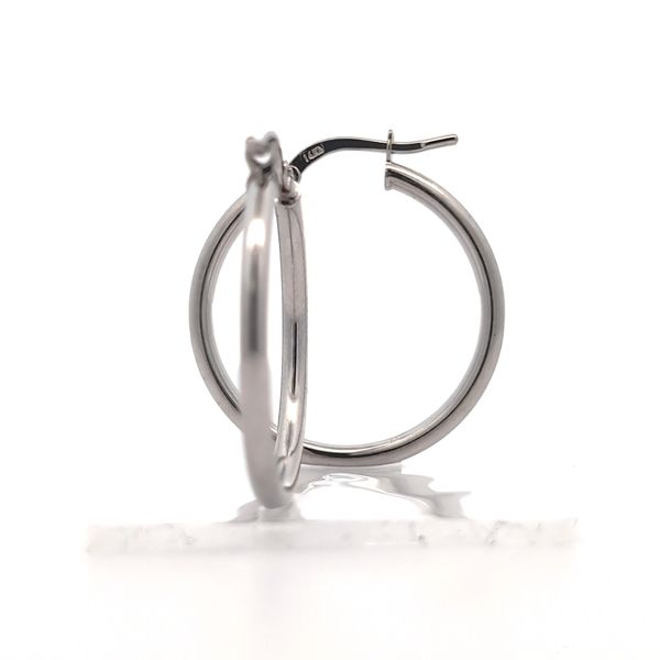14K White Gold 2mm Tubular Hoop Earrings Image 4 Arezzo Jewelers Elmwood Park, IL