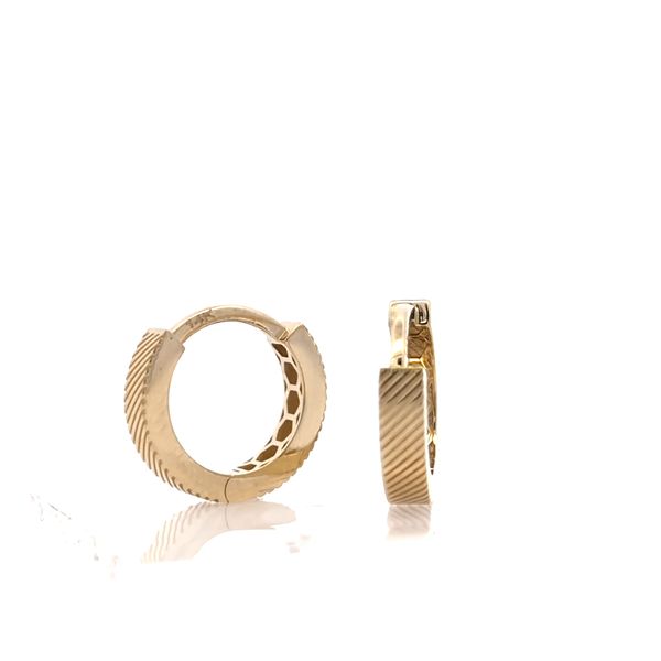 14k Yellow Gold Textured 3.25mm Huggie Earrings Image 3 Arezzo Jewelers Elmwood Park, IL