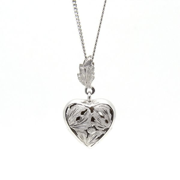 18k 3d Puffed Heart Medal Necklace Arezzo Jewelers Elmwood Park, IL