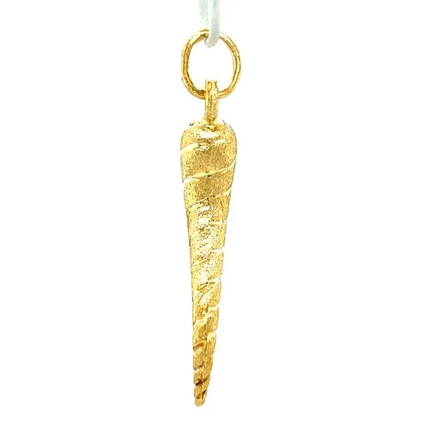 18k Yellow Gold Italian Horn Charm Image 2 Arezzo Jewelers Elmwood Park, IL