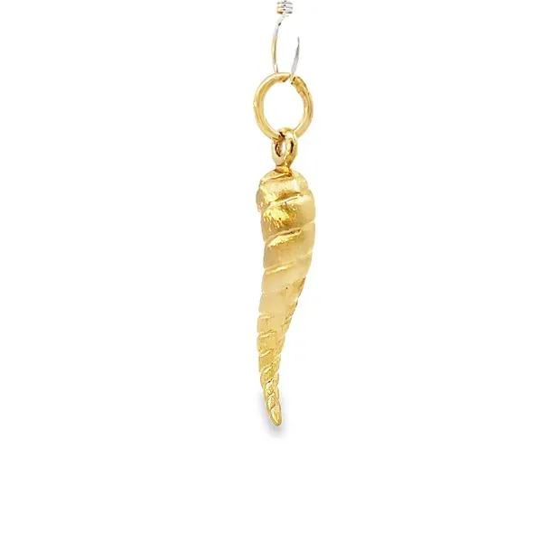 14k Yellow Gold Italian Horn Gold Pendant / Charm Image 4 Arezzo Jewelers Elmwood, IL