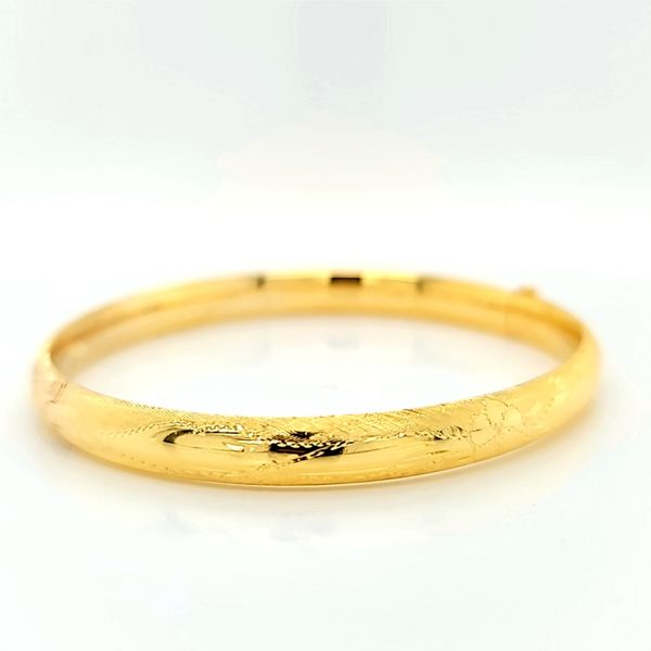 14k Yellow Gold Italian Bangle Bracelet with Floral Design Image 3 Arezzo Jewelers Elmwood Park, IL