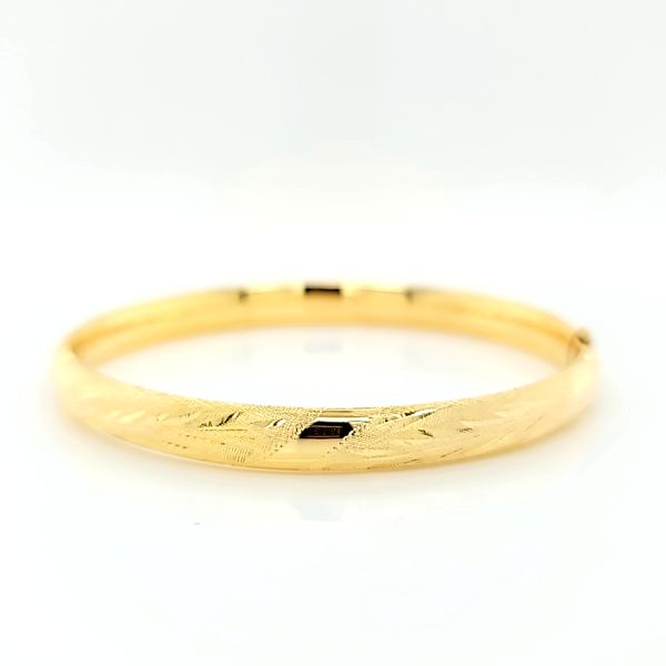 14k Yellow Gold Italian Bangle Bracelet with Wheat Design Image 2 Arezzo Jewelers Elmwood Park, IL