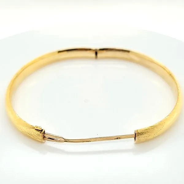 14k Yellow Gold Italian Bangle Bracelet with Wheat Design Image 3 Arezzo Jewelers Elmwood Park, IL