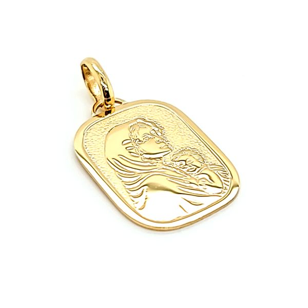18k Yellow Gold Holy Mother and Child Medal Image 2 Arezzo Jewelers Elmwood Park, IL