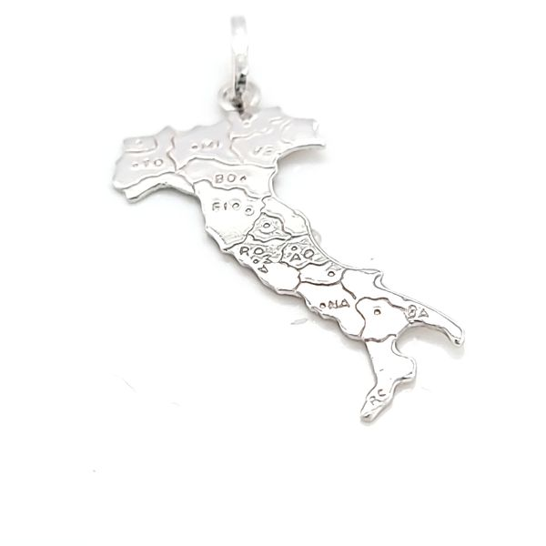 18k White Gold Map of Italy Charm Image 2 Arezzo Jewelers Elmwood Park, IL