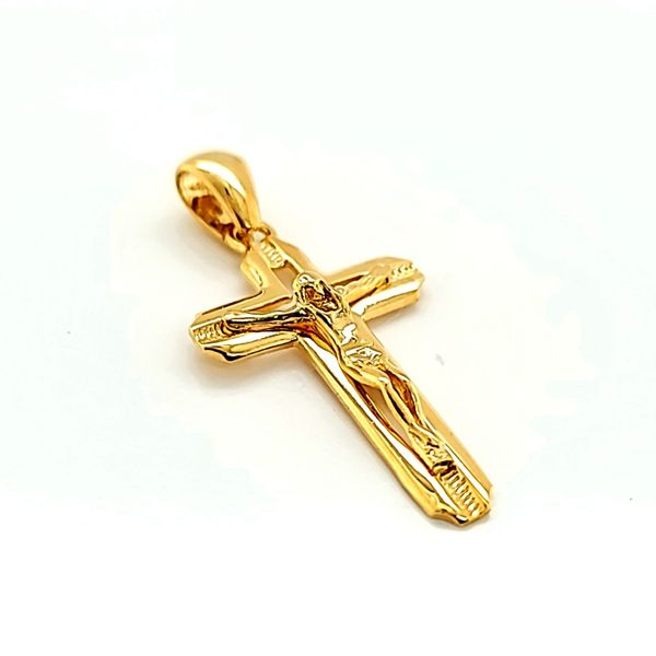 14k Yellow Gold Crucifix Cross Image 2 Arezzo Jewelers Elmwood Park, IL