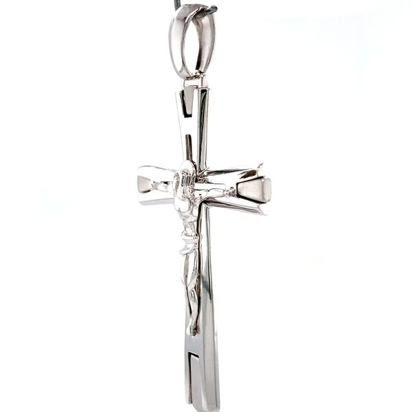 14k White Gold Crucifix Image 2 Arezzo Jewelers Elmwood Park, IL