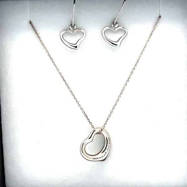 Silver Necklace Arezzo Jewelers Elmwood Park, IL