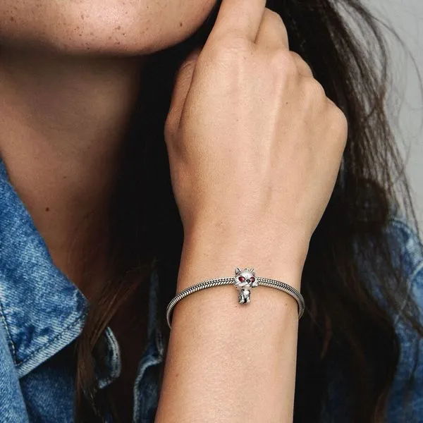 Game of Thrones Ghost Direwolf Charm Image 4 Arezzo Jewelers Elmwood Park, IL