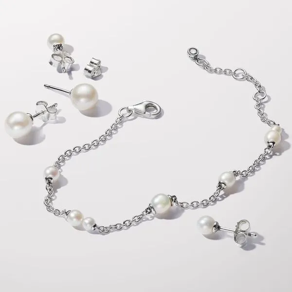 Pandora Freshwater Cultured Pearl Station Chain Bracelet - 7.1 in. Image 5 Arezzo Jewelers Elmwood, IL