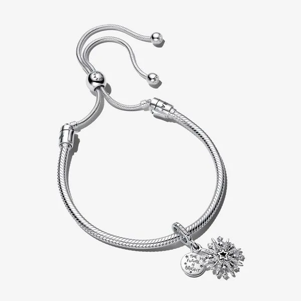 Pandora Winter Starlight Bracelet Gift Set Image 2 Arezzo Jewelers Elmwood Park, IL