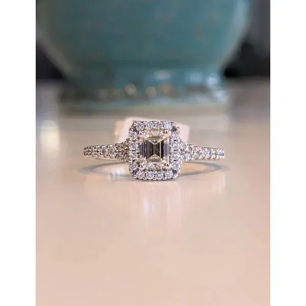 14K White Gold Emerald Cut Engagement Ring Armentor Jewelers New Iberia, LA