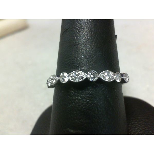 Lady's Diamond Bands Image 2 Armentor Jewelers New Iberia, LA