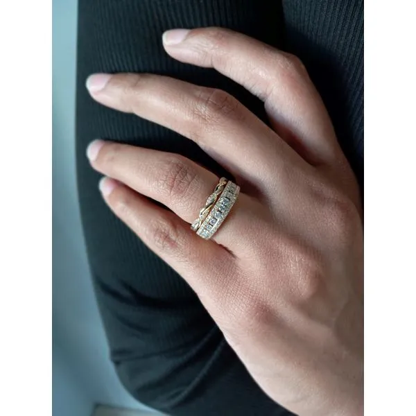 10K Yellow Gold Diamond Twist Band Image 2 Armentor Jewelers New Iberia, LA