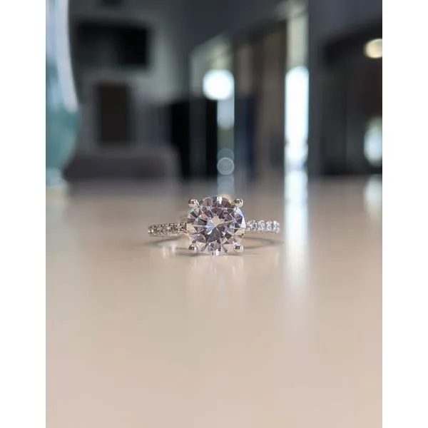 18K White Gold Round Cut Engagement Ring Image 2 Armentor Jewelers New Iberia, LA