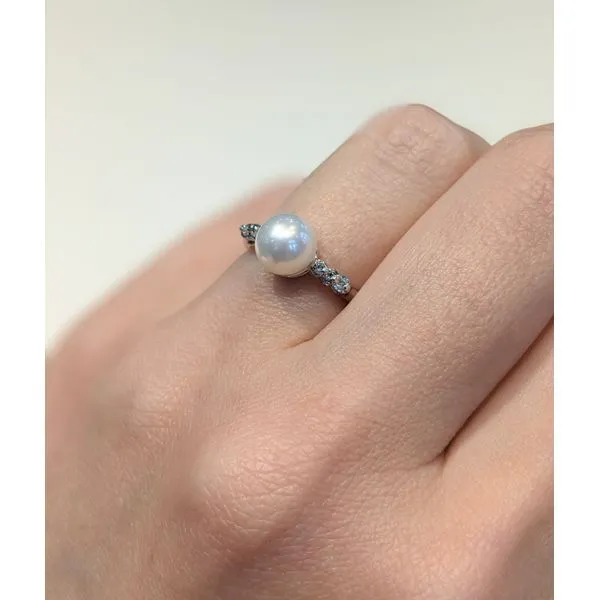 14K White Gold Pearl and Diamond Ring Image 3 Armentor Jewelers New Iberia, LA
