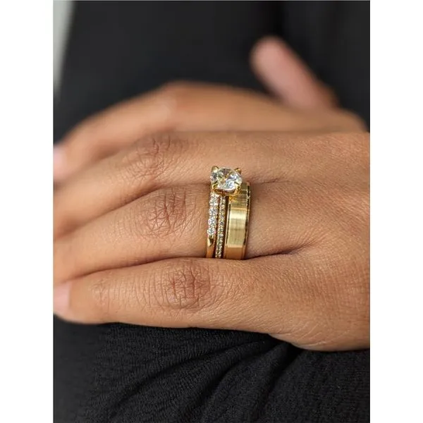 14K Yellow Gold Beveled Edge Band Image 2 Armentor Jewelers New Iberia, LA