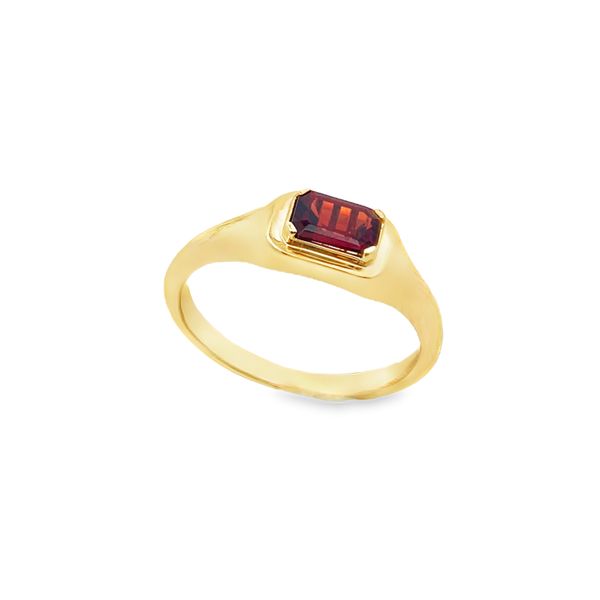 Women's Colored Stone Ring Arthur's Jewelry Bedford, VA