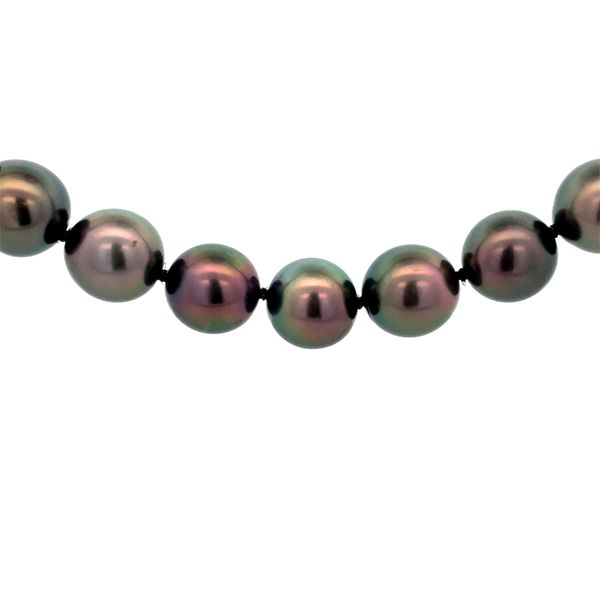 Pearl Necklace Image 2 Arthur's Jewelry Bedford, VA