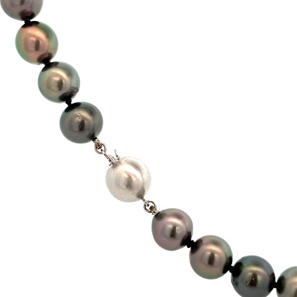 Pearl Necklace Arthur's Jewelry Bedford, VA