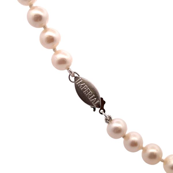 Pearl Necklace Image 2 Arthur's Jewelry Bedford, VA