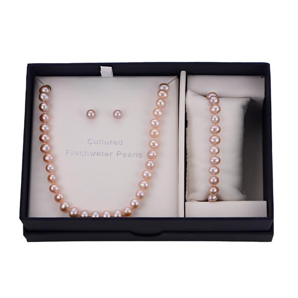 Pearl Necklace Arthur's Jewelry Bedford, VA