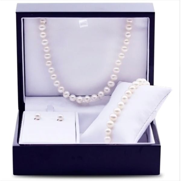 Pearl Necklace Arthur's Jewelry Bedford, VA