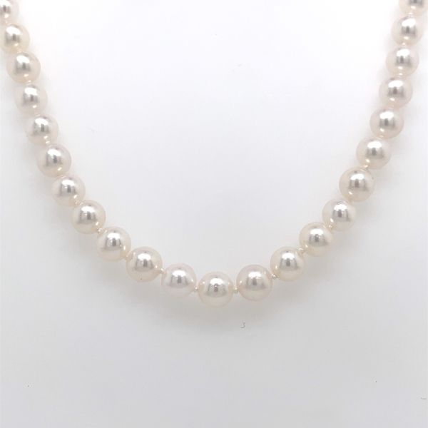 Pearl Necklace Image 2 Arthur's Jewelry Bedford, VA