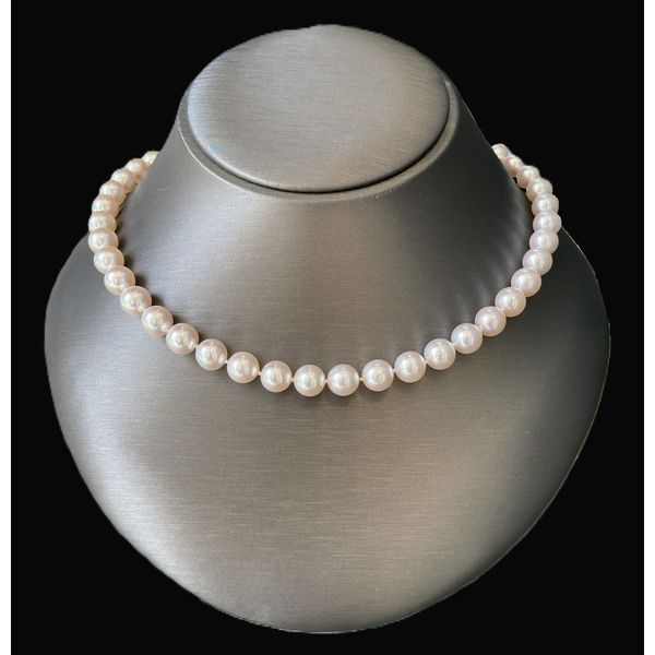 Pearl Necklace Arthur's Jewelry Bedford, VA