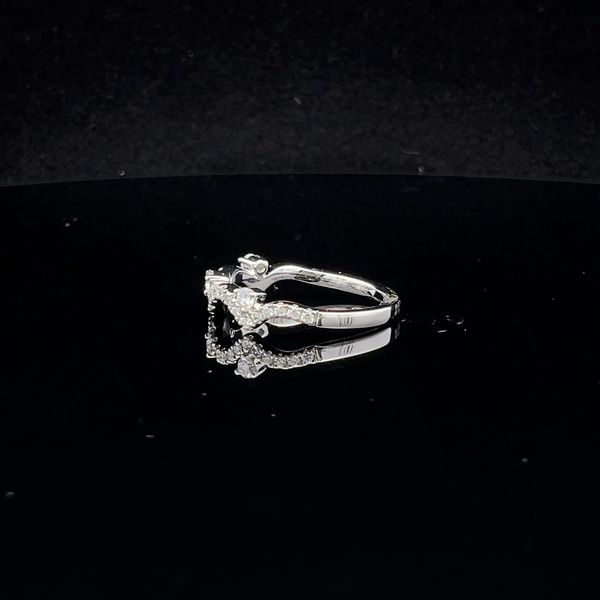 Women's  Wedding Bands Image 2 Austin's Fine Diamonds & Jewelry Lyndhurst, NJ