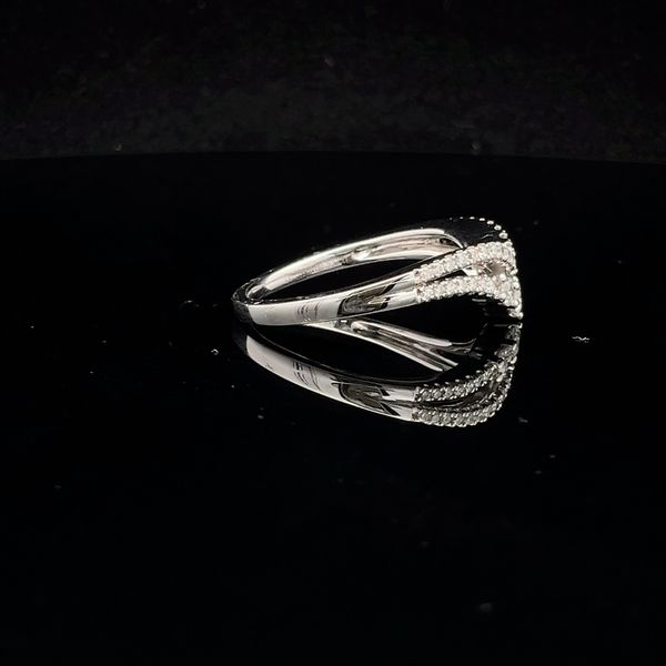 Women's  Wedding Bands Image 4 Austin's Fine Diamonds & Jewelry Lyndhurst, NJ