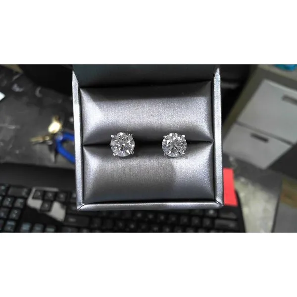 Diamond Earrings Austin's Fine Diamonds & Jewelry Lyndhurst, NJ